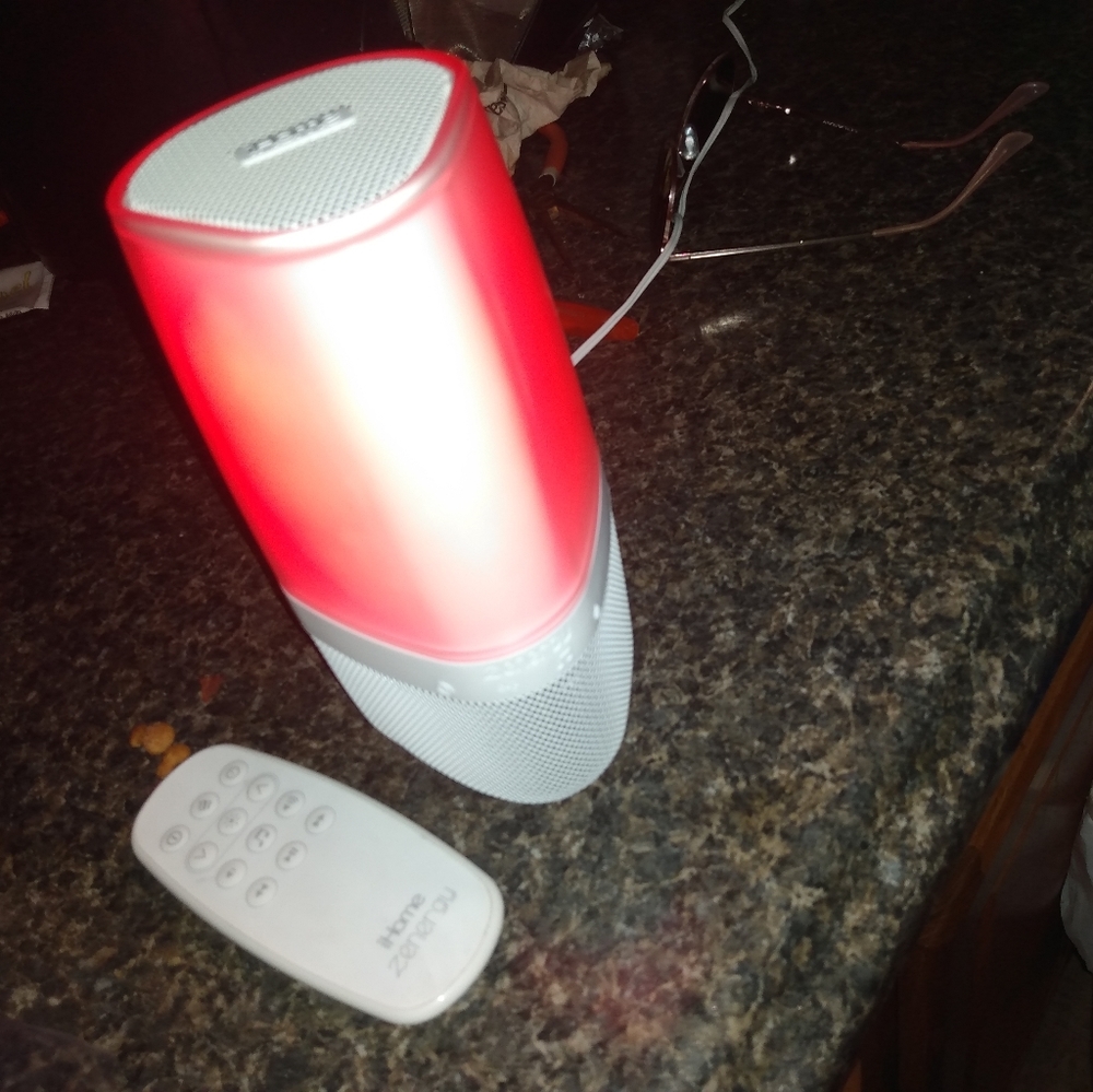 IHome Bluetooth speaker